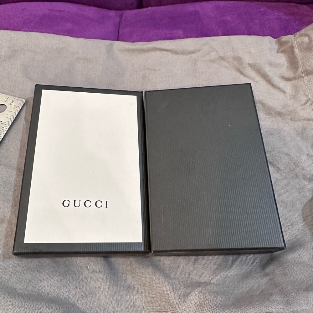 Gucci CaseCard Gift Box - Picture 4 of 8